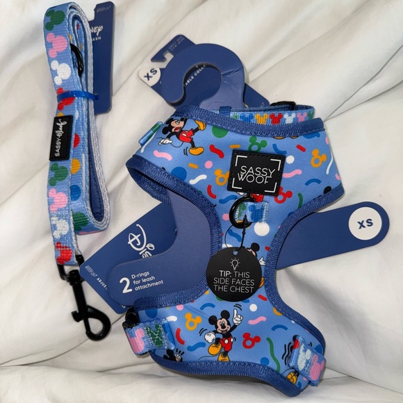 NWT✨ set Sassy Woof x Disney Mickey Confetti Party Walk Set, XS Small - Picture 4 of 13